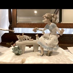 Lladro comida a los gatitos #06109